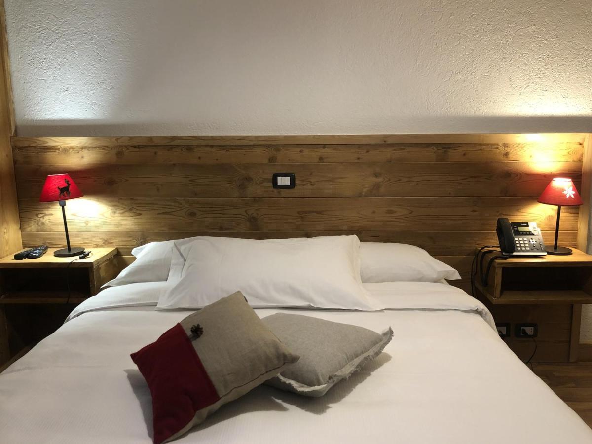 Hotel Coeur Du Village ラ・トゥイール エクステリア 写真