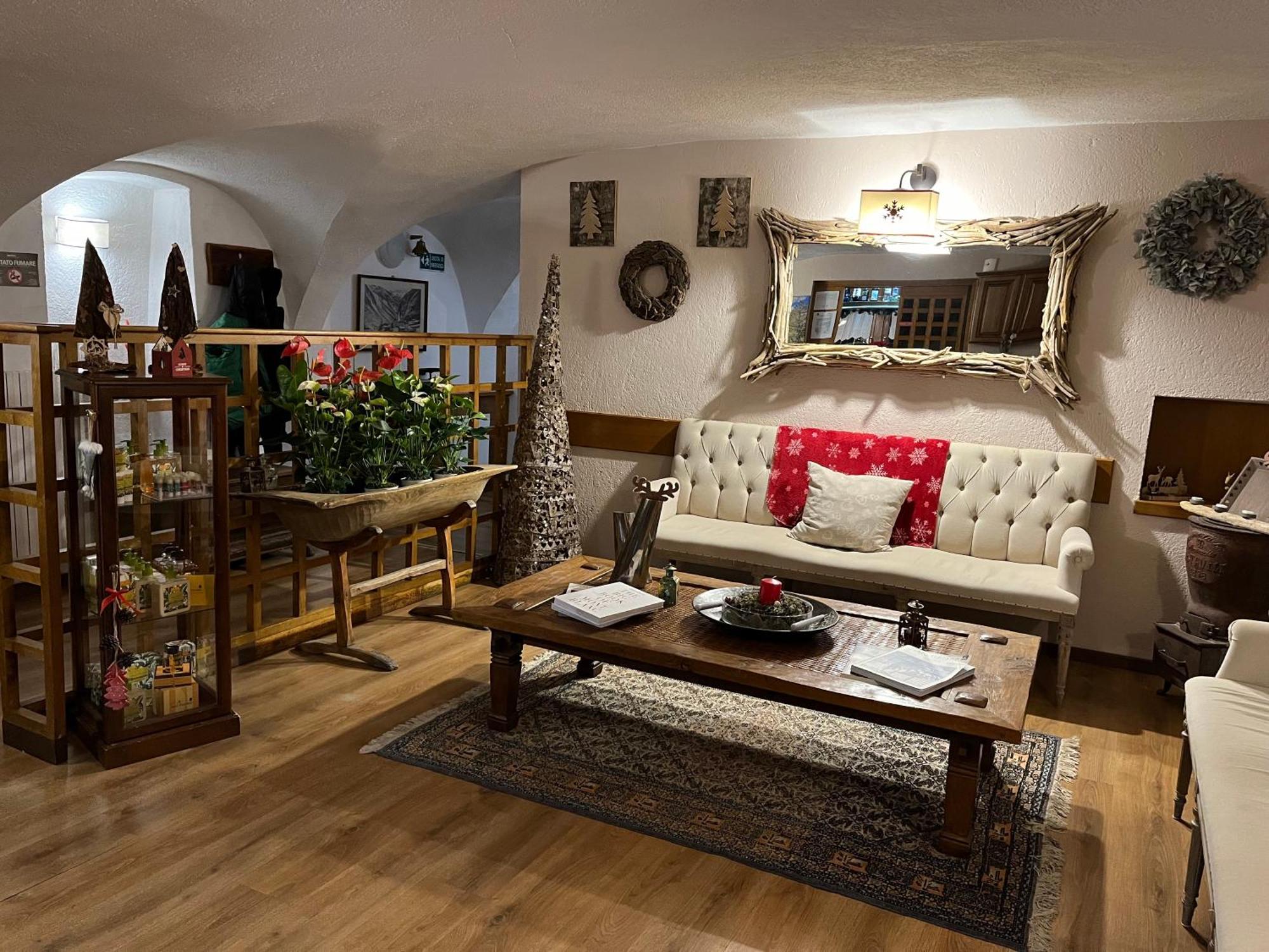 Hotel Coeur Du Village ラ・トゥイール エクステリア 写真
