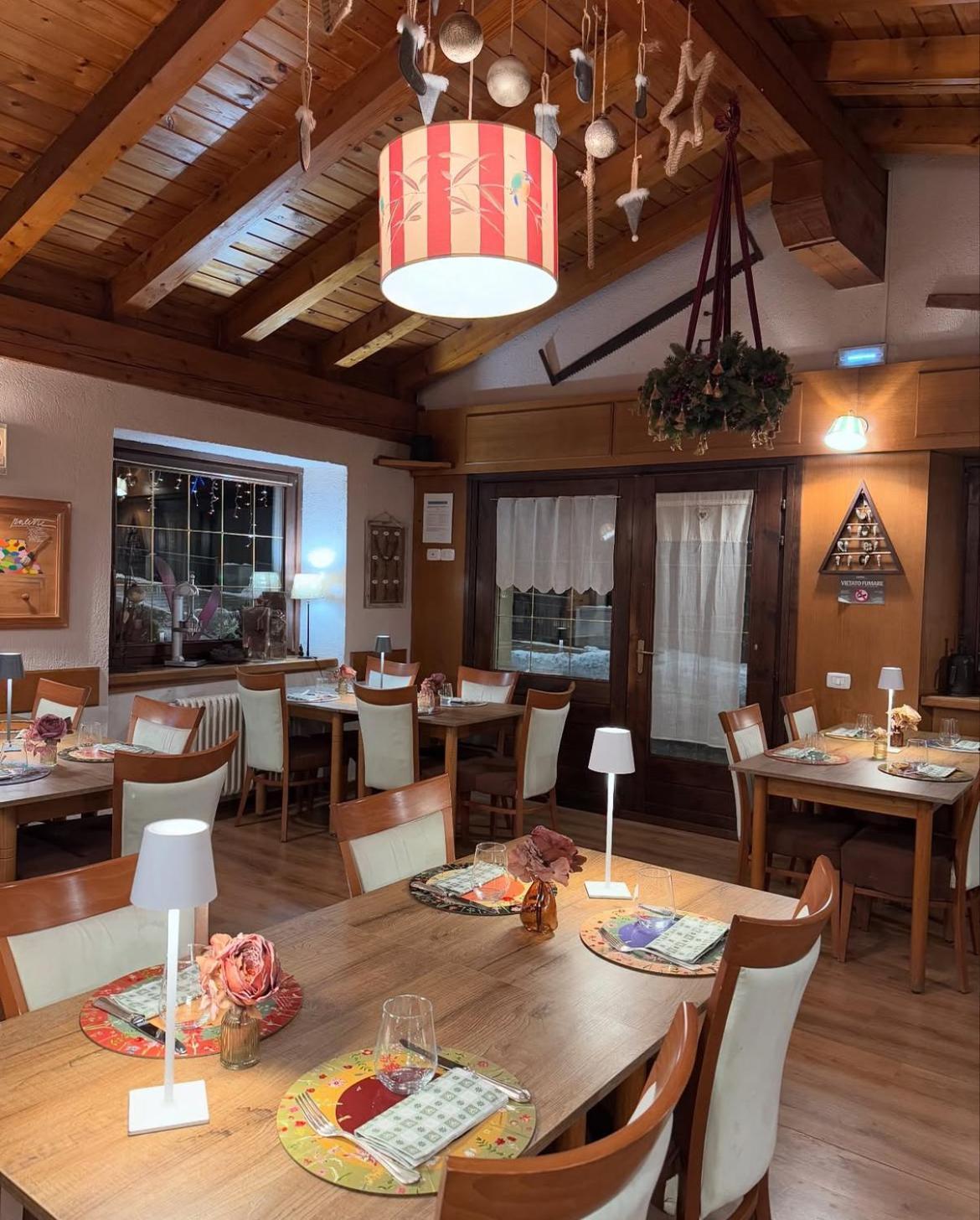 Hotel Coeur Du Village ラ・トゥイール エクステリア 写真